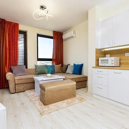 Park Flat Near To Medical Apartment Plovdiv