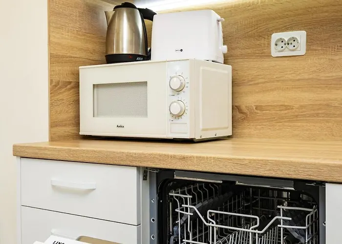 Park Flat Near To Medical *